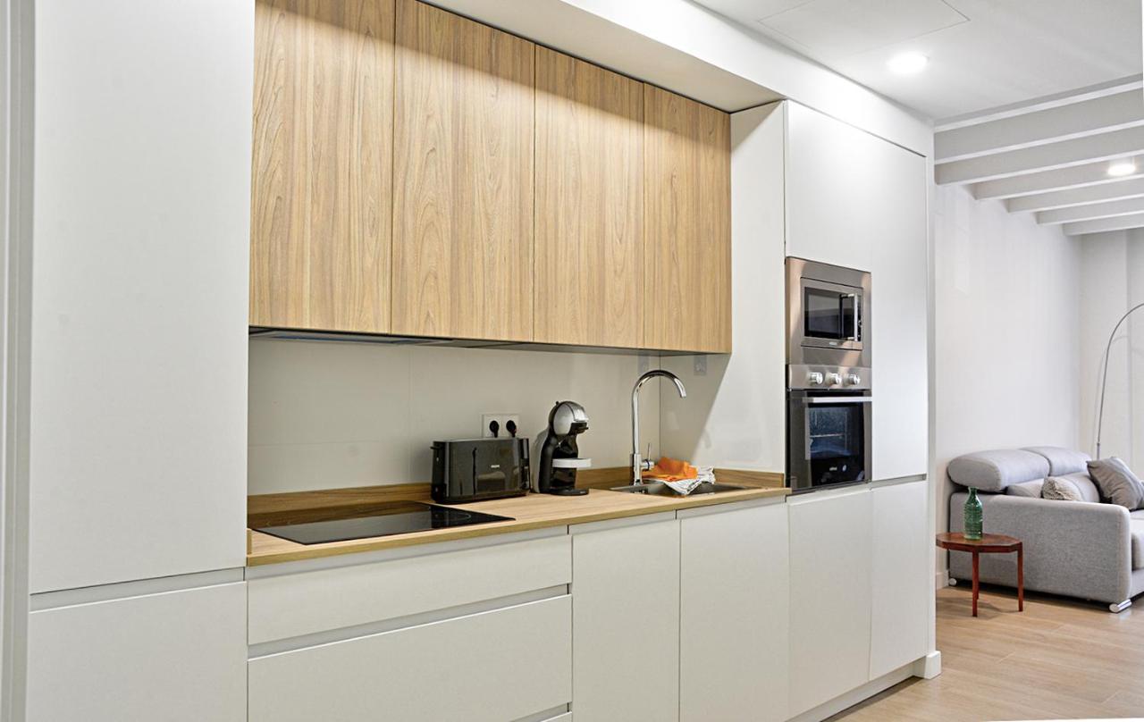 Apartamento De Dos Dormitorios En Triana Sevilla Bagian luar foto