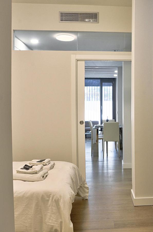 Apartamento De Dos Dormitorios En Triana Sevilla Bagian luar foto