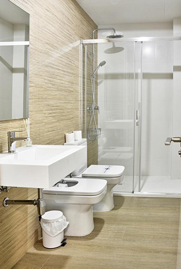 Apartamento De Dos Dormitorios En Triana Sevilla Bagian luar foto