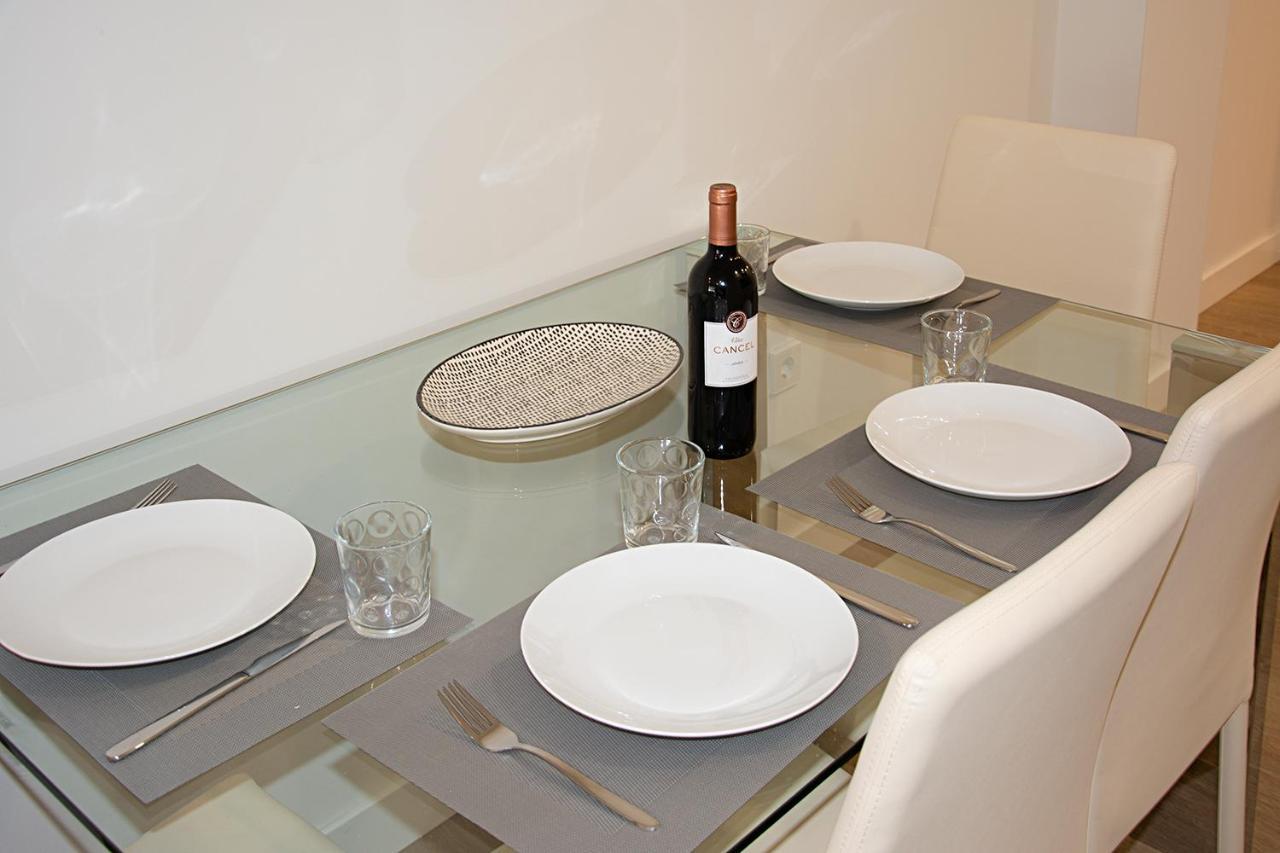 Apartamento De Dos Dormitorios En Triana Sevilla Bagian luar foto