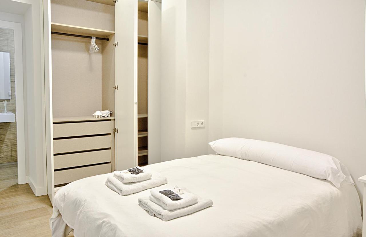 Apartamento De Dos Dormitorios En Triana Sevilla Bagian luar foto